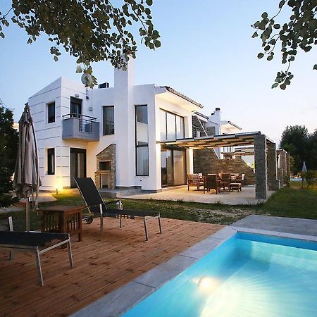 Sunny Sani Luxury Villas Номер фото