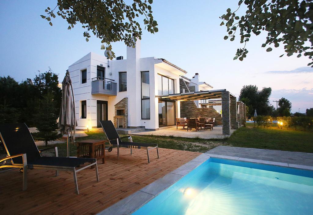 Sunny Sani Luxury Villas Номер фото
