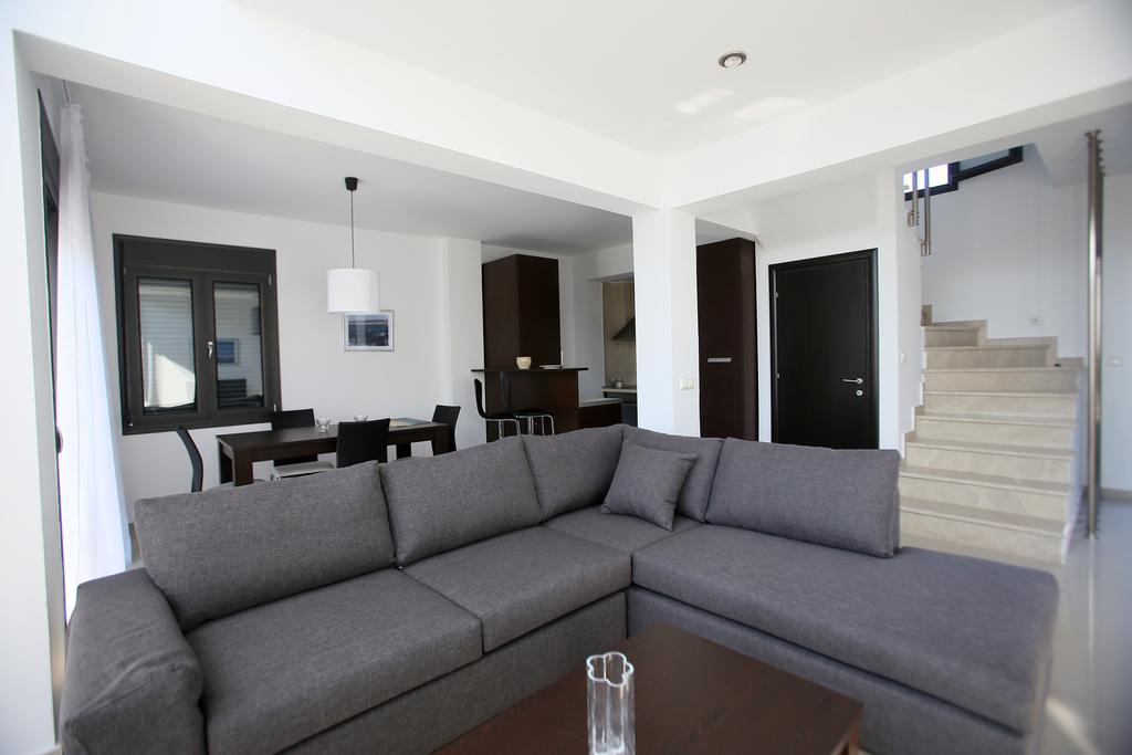 Sunny Sani Luxury Villas Номер фото